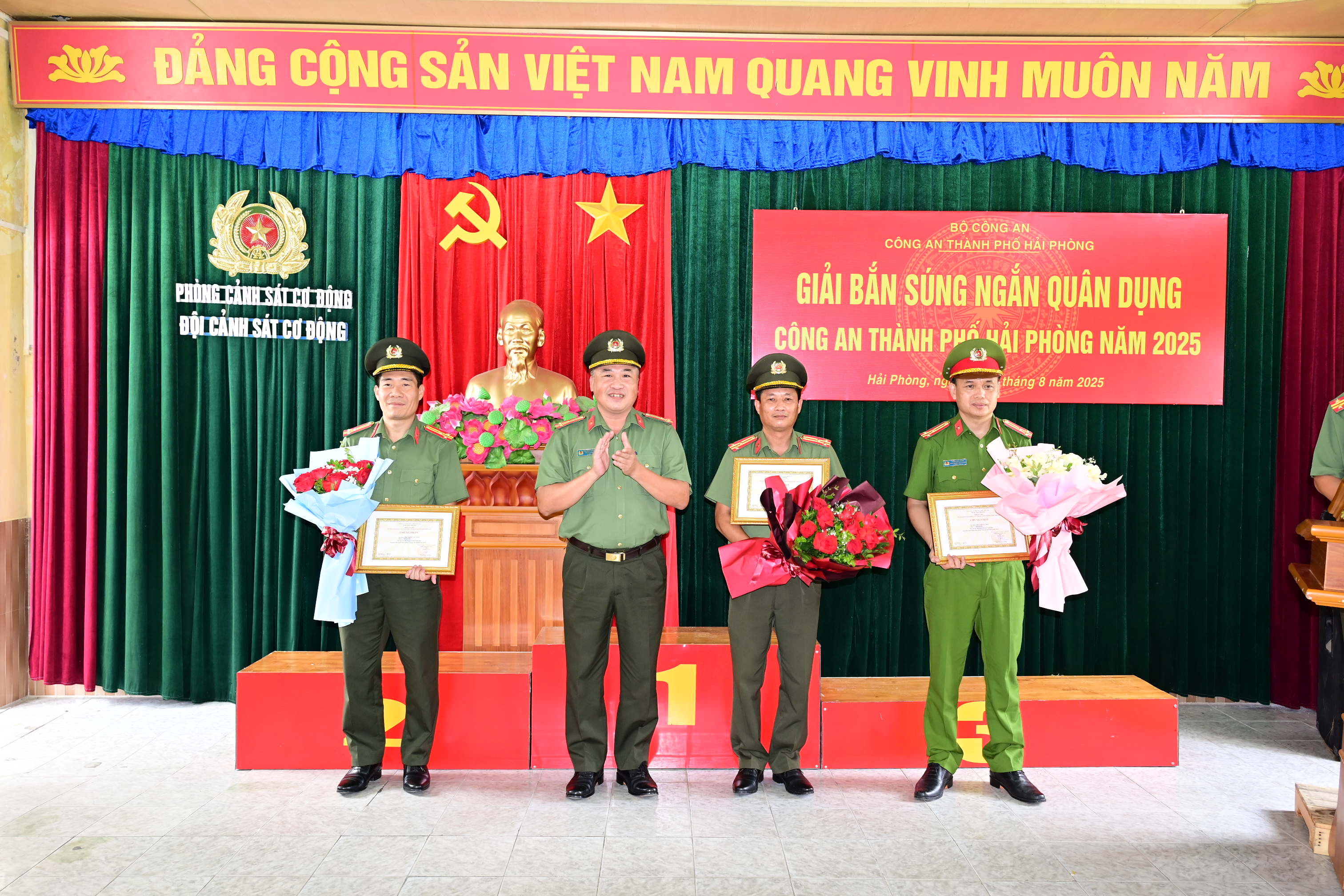 Bế mạc Giải bắn súng ngắn quân dụng Công an Hải Phòng năm 2025